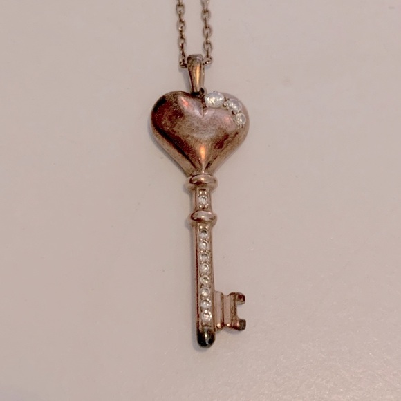 Stamped 925, rose gold coloured key necklace with faux diamonds on chain - Picture 1 of 7